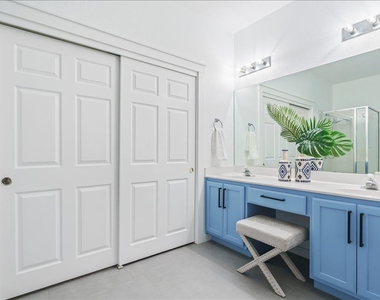 712 Arrowood Pl - Photo Thumbnail 17