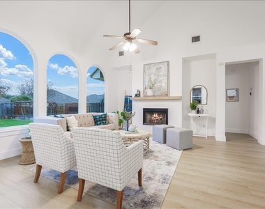 712 Arrowood Pl - Photo Thumbnail 10