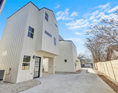 6802 Montana St - Photo Thumbnail 11