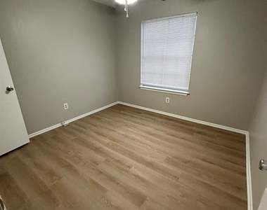 7900 West Gate Blvd - Photo Thumbnail 7