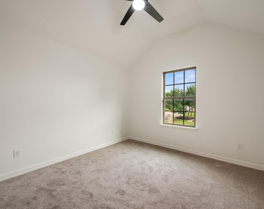 2201 Quarry Loop - Photo Thumbnail 28