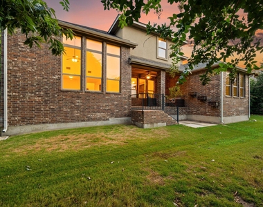 2201 Quarry Loop - Photo Thumbnail 35