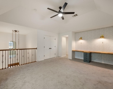 2201 Quarry Loop - Photo Thumbnail 24