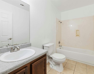 12524 Sky Harbor Dr - Photo Thumbnail 18