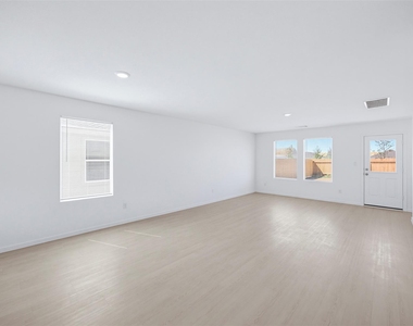 408 Paris St - Photo Thumbnail 9