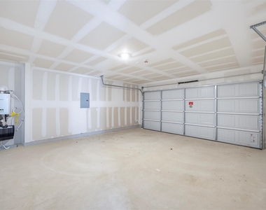 408 Paris St - Photo Thumbnail 28