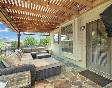 1801 Quiet Meadows Cv - Photo Thumbnail 32