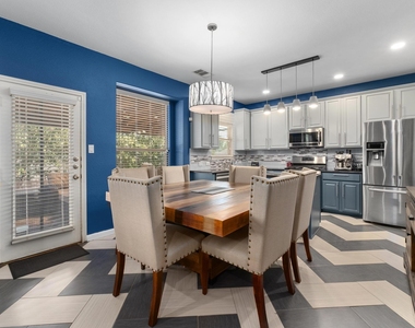 1801 Quiet Meadows Cv - Photo Thumbnail 12