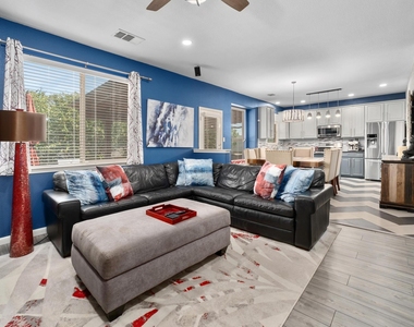 1801 Quiet Meadows Cv - Photo Thumbnail 6