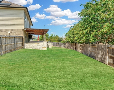 1801 Quiet Meadows Cv - Photo Thumbnail 28