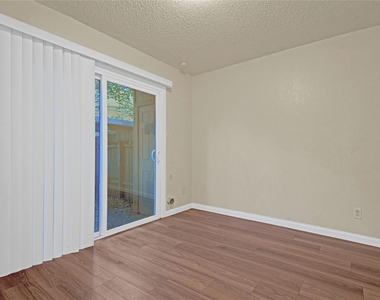 3454 Willowrun Dr - Photo Thumbnail 4