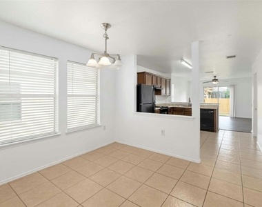 12409 Sky Harbor Dr - Photo Thumbnail 10