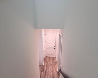 1417 Kramer Ln #23 - Photo Thumbnail 13