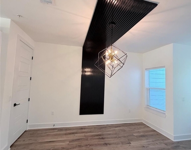 1417 Kramer Ln #23 - Photo Thumbnail 14