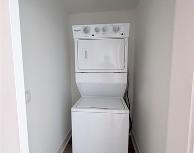 1417 Kramer Ln #23 - Photo Thumbnail 7