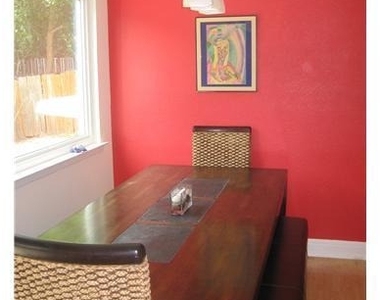 8407 Spring Valley Dr - Photo Thumbnail 3
