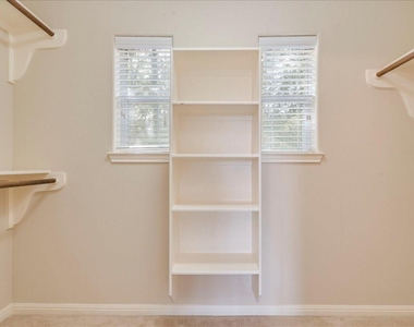 21506 Patton Ave - Photo Thumbnail 15
