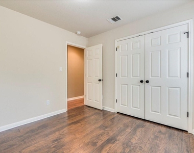 21506 Patton Ave - Photo Thumbnail 19