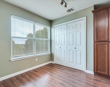 21506 Patton Ave - Photo Thumbnail 21