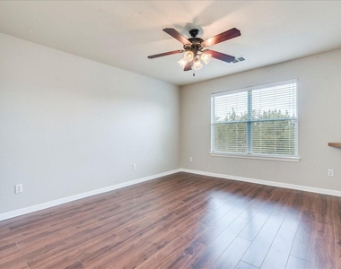 21506 Patton Ave - Photo Thumbnail 12