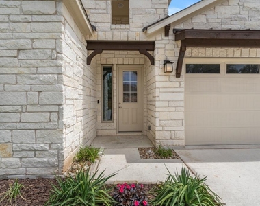 3805 Wales Ct - Photo Thumbnail 2