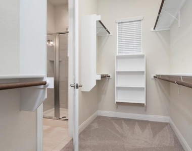 3805 Wales Ct - Photo Thumbnail 14