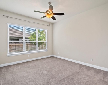 3805 Wales Ct - Photo Thumbnail 11