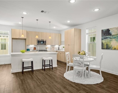 2624 Metcalfe Rd - Photo Thumbnail 6