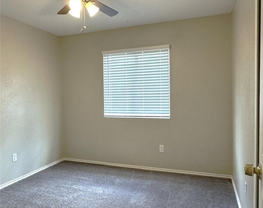 610 Riverway Ln - Photo Thumbnail 15