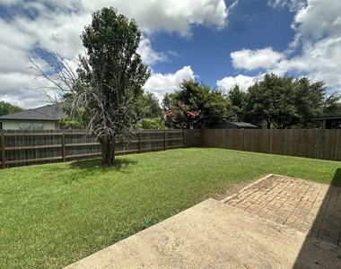 610 Riverway Ln - Photo Thumbnail 27