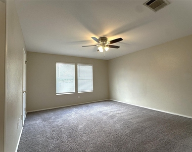 610 Riverway Ln - Photo Thumbnail 17