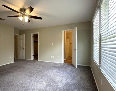 610 Riverway Ln - Photo Thumbnail 19
