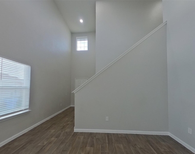 15012 Custis Ln - Photo Thumbnail 2