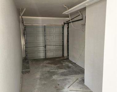 12337 Yarmont Way - Photo Thumbnail 7