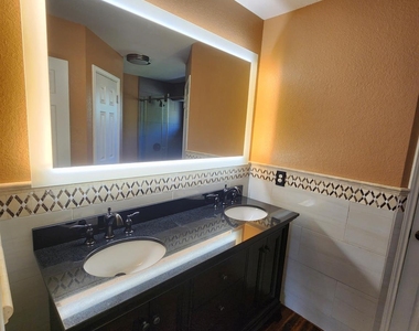 12337 Yarmont Way - Photo Thumbnail 13