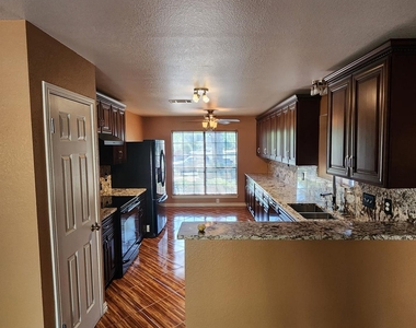 12337 Yarmont Way - Photo Thumbnail 20