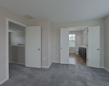 15102 Verela Dr - Photo Thumbnail 5