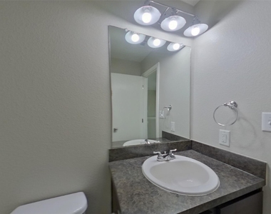 15102 Verela Dr - Photo Thumbnail 12