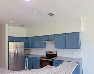 16403 Spotted Eagle Dr - Photo Thumbnail 4