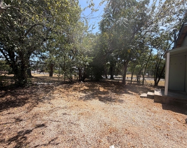 1203 Olander St - Photo Thumbnail 5