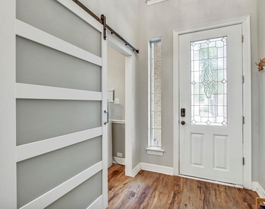 140 Fairwood Dr - Photo Thumbnail 2