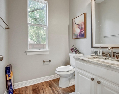 140 Fairwood Dr - Photo Thumbnail 10