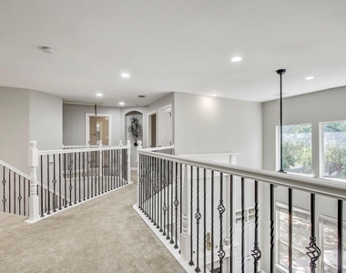 140 Fairwood Dr - Photo Thumbnail 18