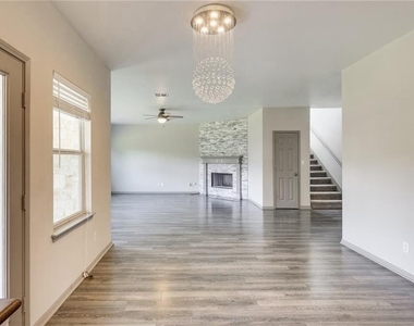 15113 Fernhill Dr - Photo Thumbnail 21