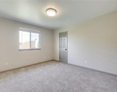 15113 Fernhill Dr - Photo Thumbnail 18