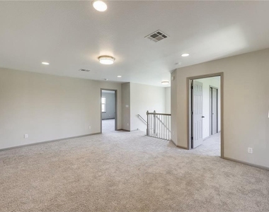 15113 Fernhill Dr - Photo Thumbnail 11