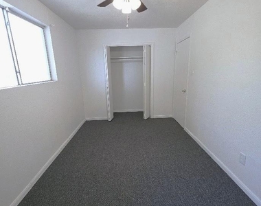 100 Quail Run Rd - Photo Thumbnail 3
