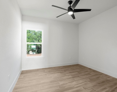 12 Wilson Cir - Photo Thumbnail 23