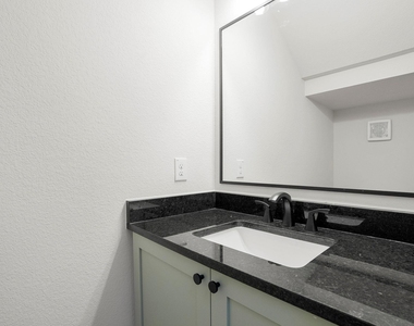12 Wilson Cir - Photo Thumbnail 15