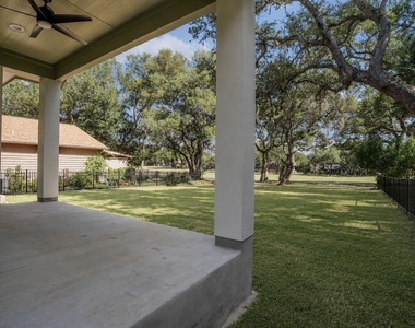 12 Wilson Cir - Photo Thumbnail 8